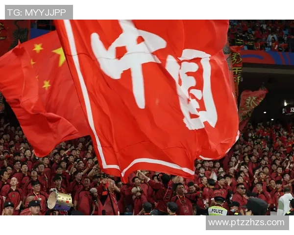 中国足球明星闪耀赛场展现风采引领新时代足球潮流 中国足球明星闪耀赛场展现风采引领新时代足球潮流