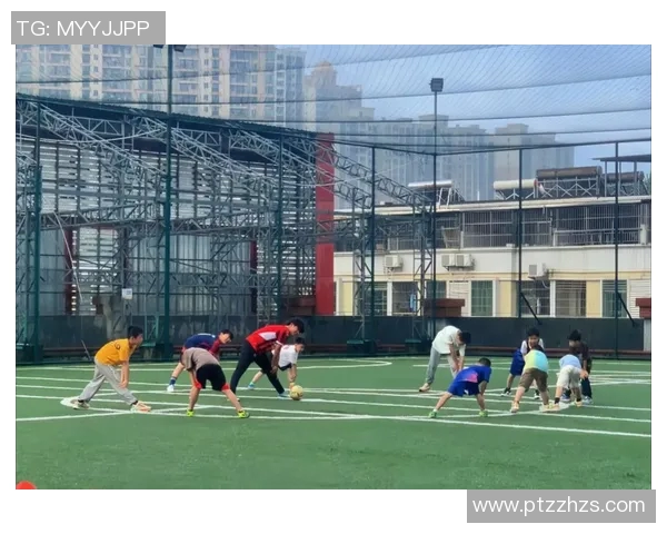 遵义足球明星队精彩瞬间回顾展现团队精神与拼搏热情